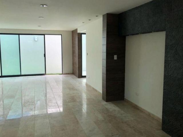 #AGL164CVL0 - Casa para Venta en San Andrés Cholula - PL - 3