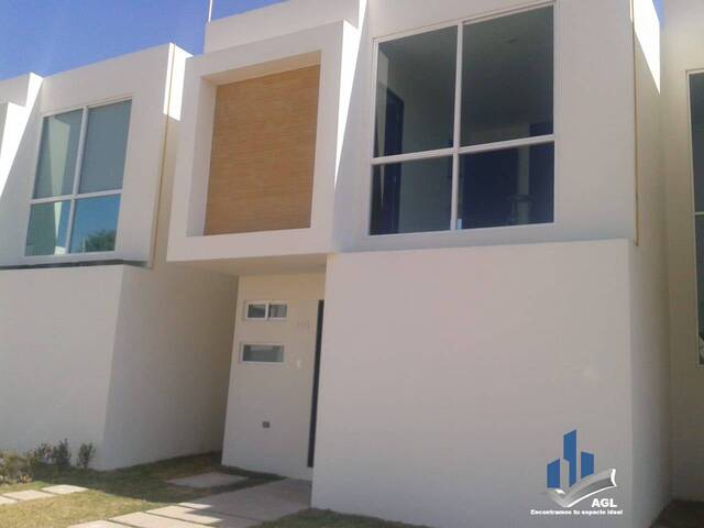 #AGL209CR - Casa para Renta en Puebla - PL