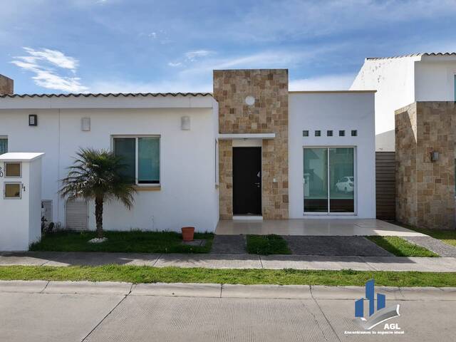 #AGL213CR - Casa para Renta en Puebla - PL